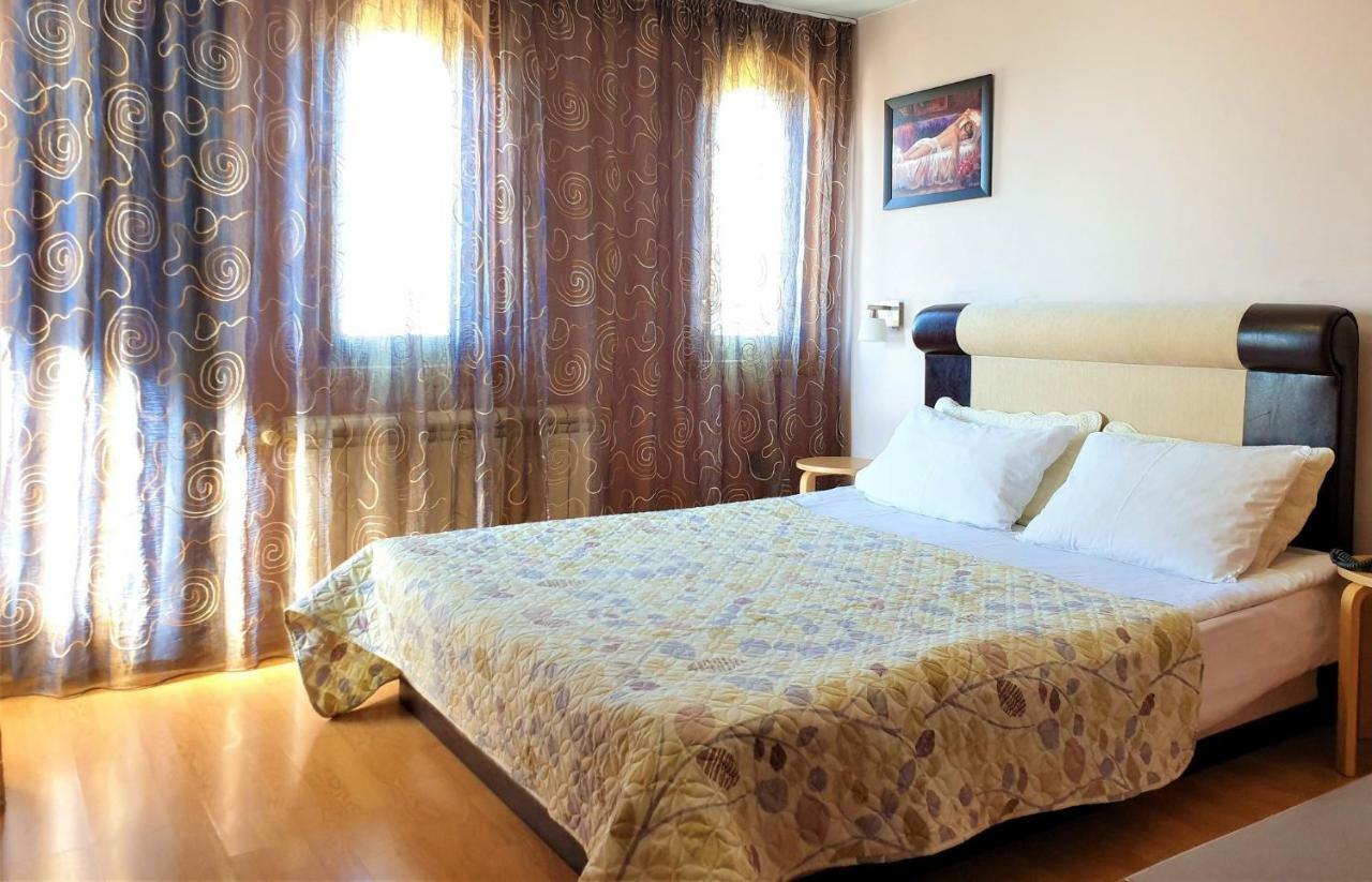 Family Hotel Sonata Samokov Exterior foto